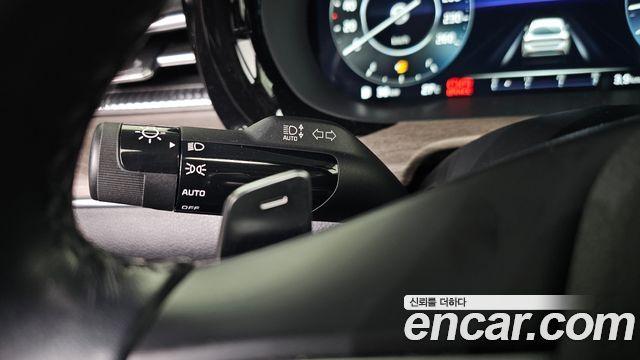 Kia K5 2022 — photo 28