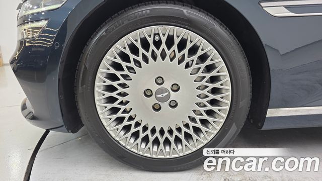 Genesis G80 2023 — photo 5