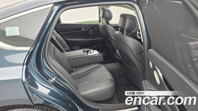 Genesis G80 2023 — photo 12
