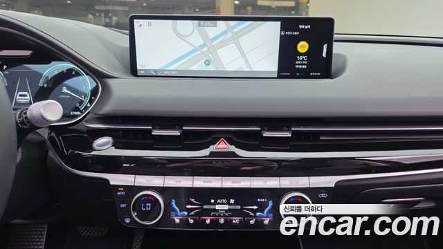 Genesis G80 2023 — photo 14