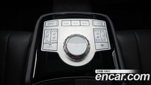 Genesis G80 2023 — photo 19