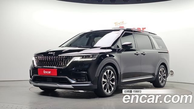 Kia Canival 2022 — photo 1