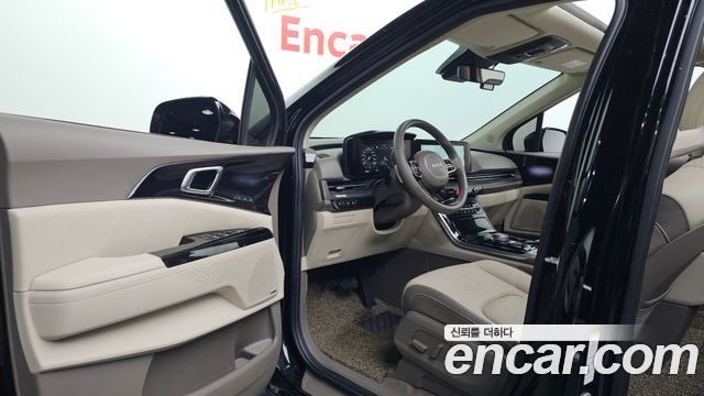 Kia Canival 2022 — photo 13