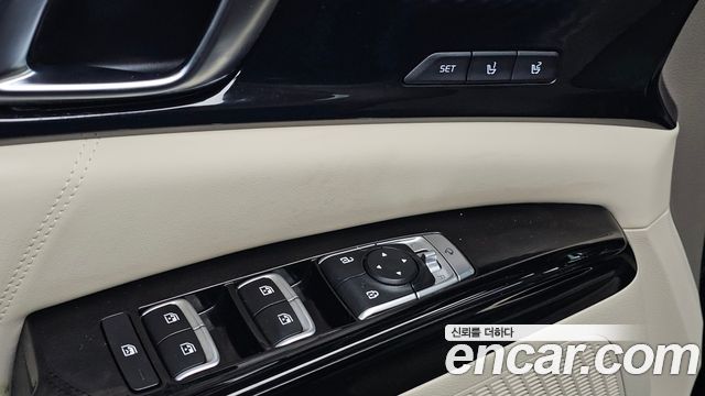 Kia Canival 2022 — photo 18