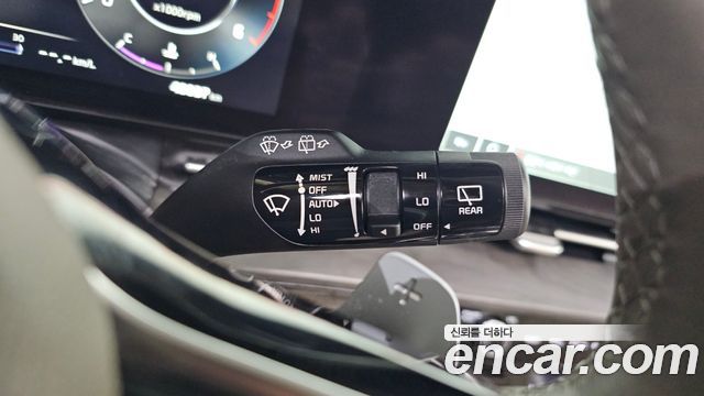 Kia Canival 2022 — photo 24
