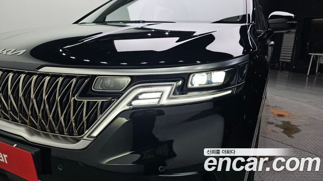Kia Canival 2022 — photo 8