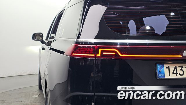 Kia Canival 2022 — photo 9