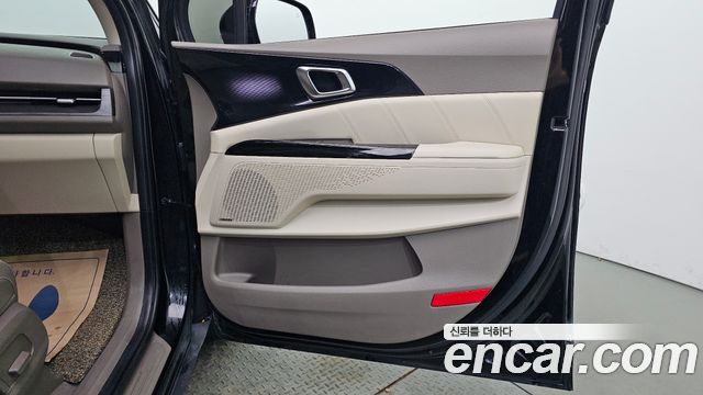 Kia Canival 2022 — photo 15