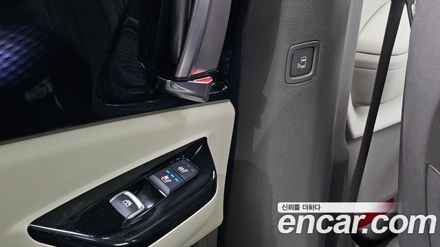 Kia Canival 2022 — photo 31