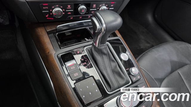 Audi A6 2015 — photo 12