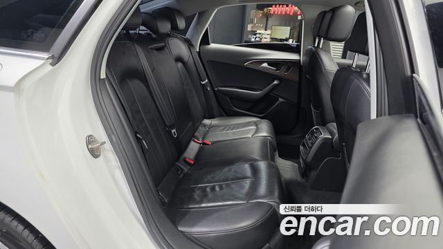 Audi A6 2015 — photo 18
