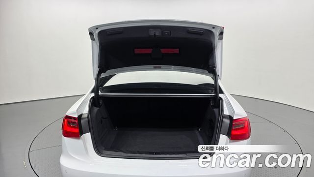Audi A6 2015 — photo 26