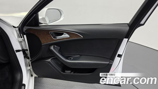 Audi A6 2015 — photo 15