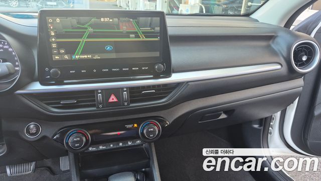 Kia K3 2022 — photo 12