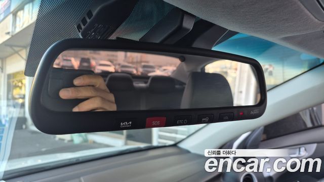 Kia K3 2022 — photo 16