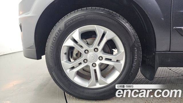 KG Mobility KORANDO 2014 — photo 5
