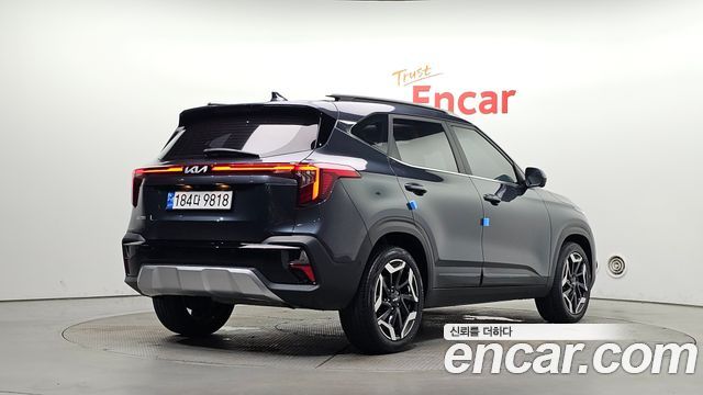 Kia Seltos 2023 — photo 2