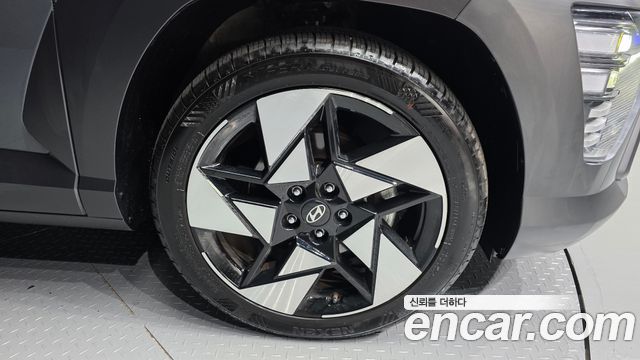 Hyundai Kona 2023 — photo 7