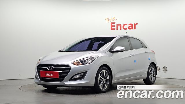 Hyundai i30 2016 — photo 1