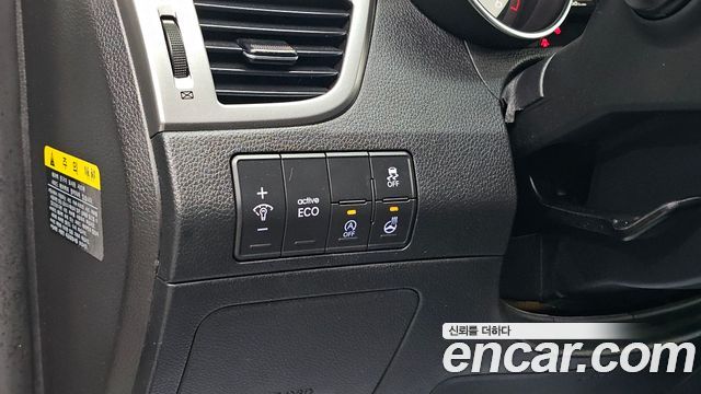 Hyundai i30 2016 — photo 14