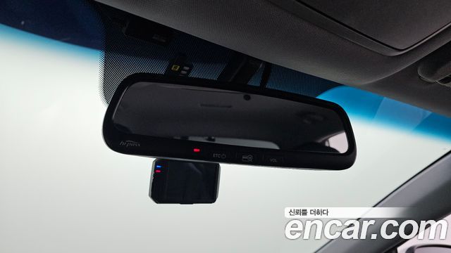 Hyundai i30 2016 — photo 19