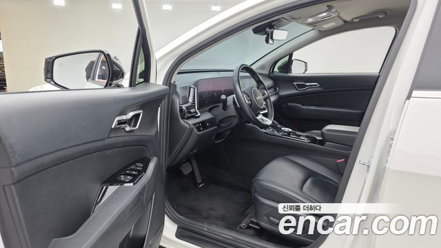 Kia Sportage 2023 — photo 10