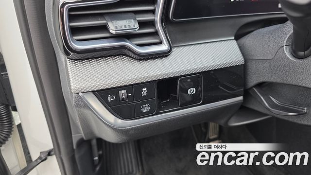 Kia Sportage 2023 — photo 17