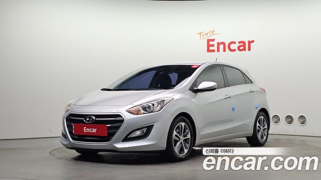 Hyundai i30 2016 — photo 1