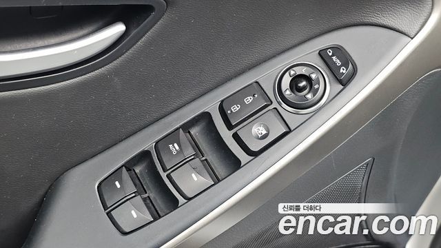 Hyundai i30 2016 — photo 13