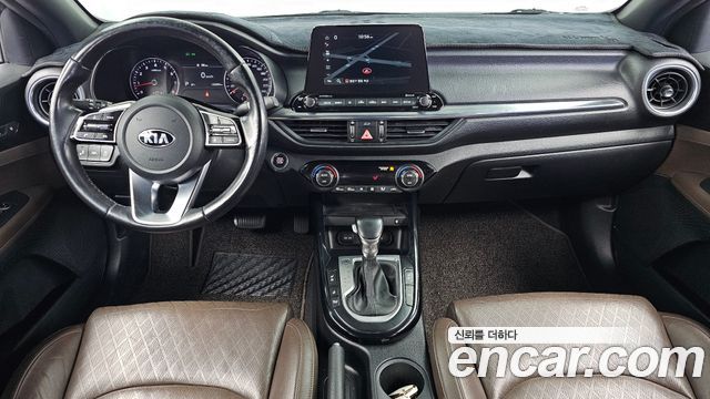 Kia K3 2019 — photo 10