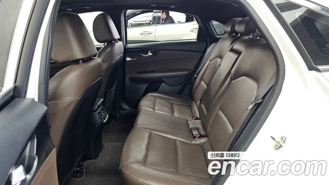 Kia K3 2019 — photo 16
