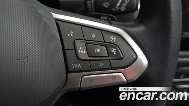 Volkswagen Tiguan 2023 — photo 23