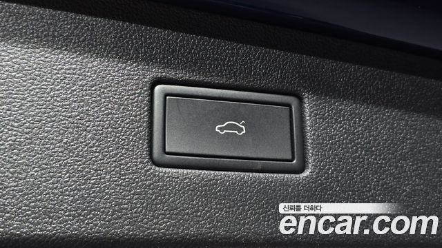 Volkswagen Tiguan 2023 — photo 25