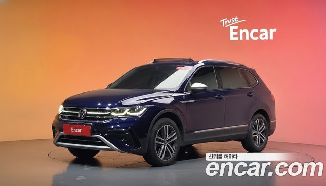 Volkswagen Tiguan 2023 — photo 1