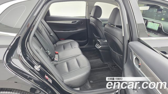 Hyundai Grandeur 2023 — photo 12