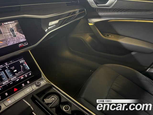 Audi A6 2021 — photo 11
