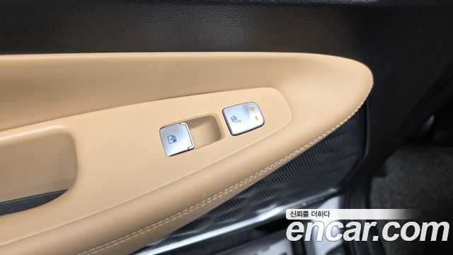 Hyundai Santafe 2021 — photo 24