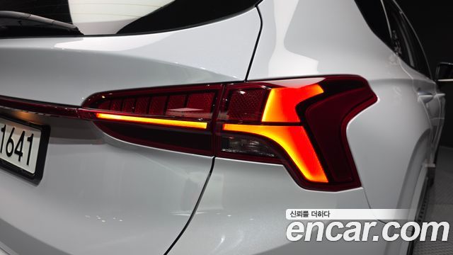Hyundai Santafe 2021 — photo 9