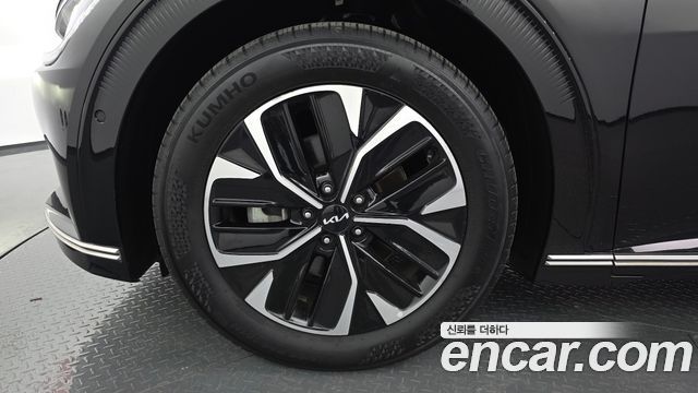 Kia EV6 2023 — photo 5
