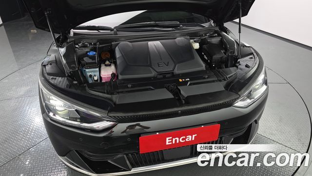 Kia EV6 2023 — photo 6