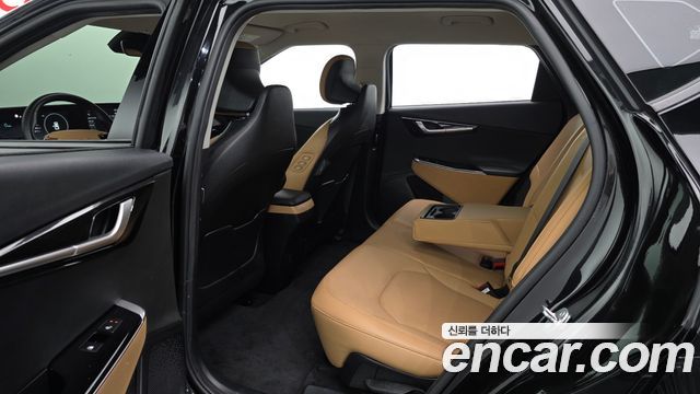 Kia EV6 2023 — photo 17