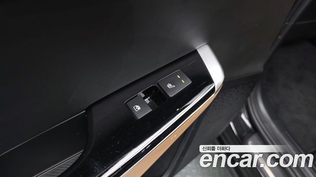 Kia EV6 2023 — photo 24