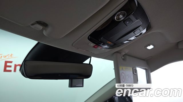 Kia EV6 2023 — photo 25