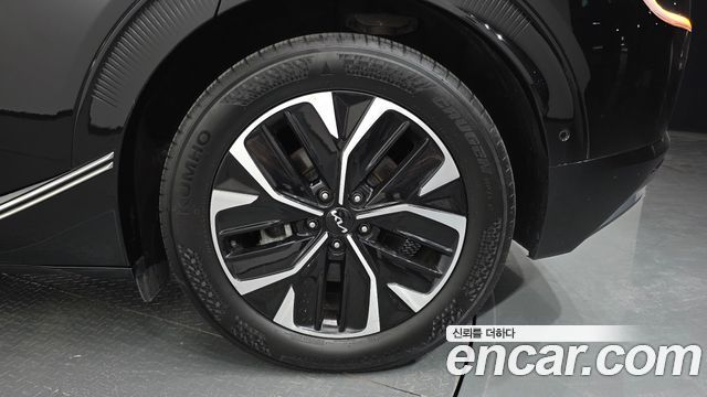 Kia EV6 2023 — photo 7