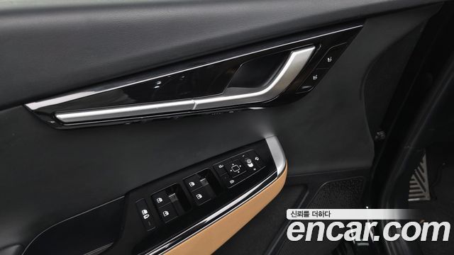 Kia EV6 2023 — photo 29