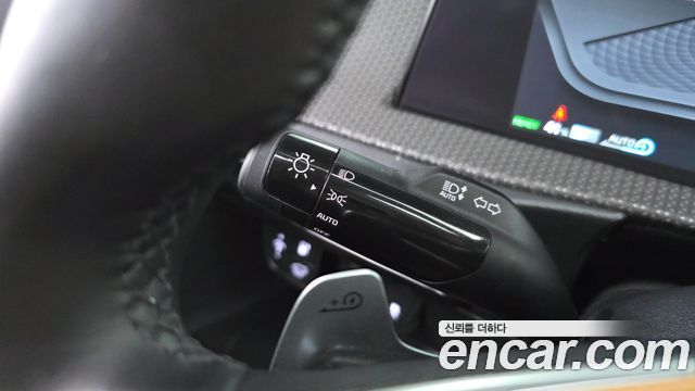 Kia EV6 2023 — photo 36