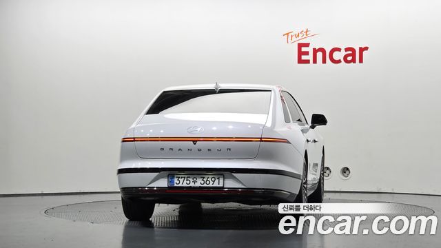 Hyundai Grandeur 2023 — photo 4
