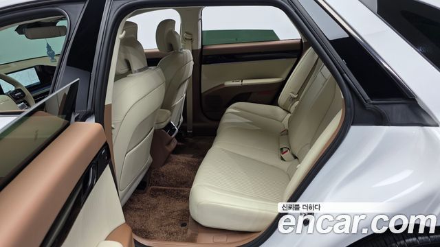 Hyundai Grandeur 2023 — photo 16
