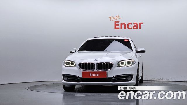 BMW 5-Series 2015 — photo 3