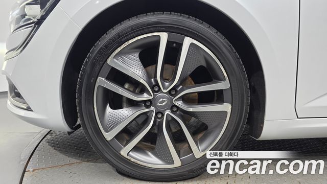 Renault Korea SM6 2016 — photo 5